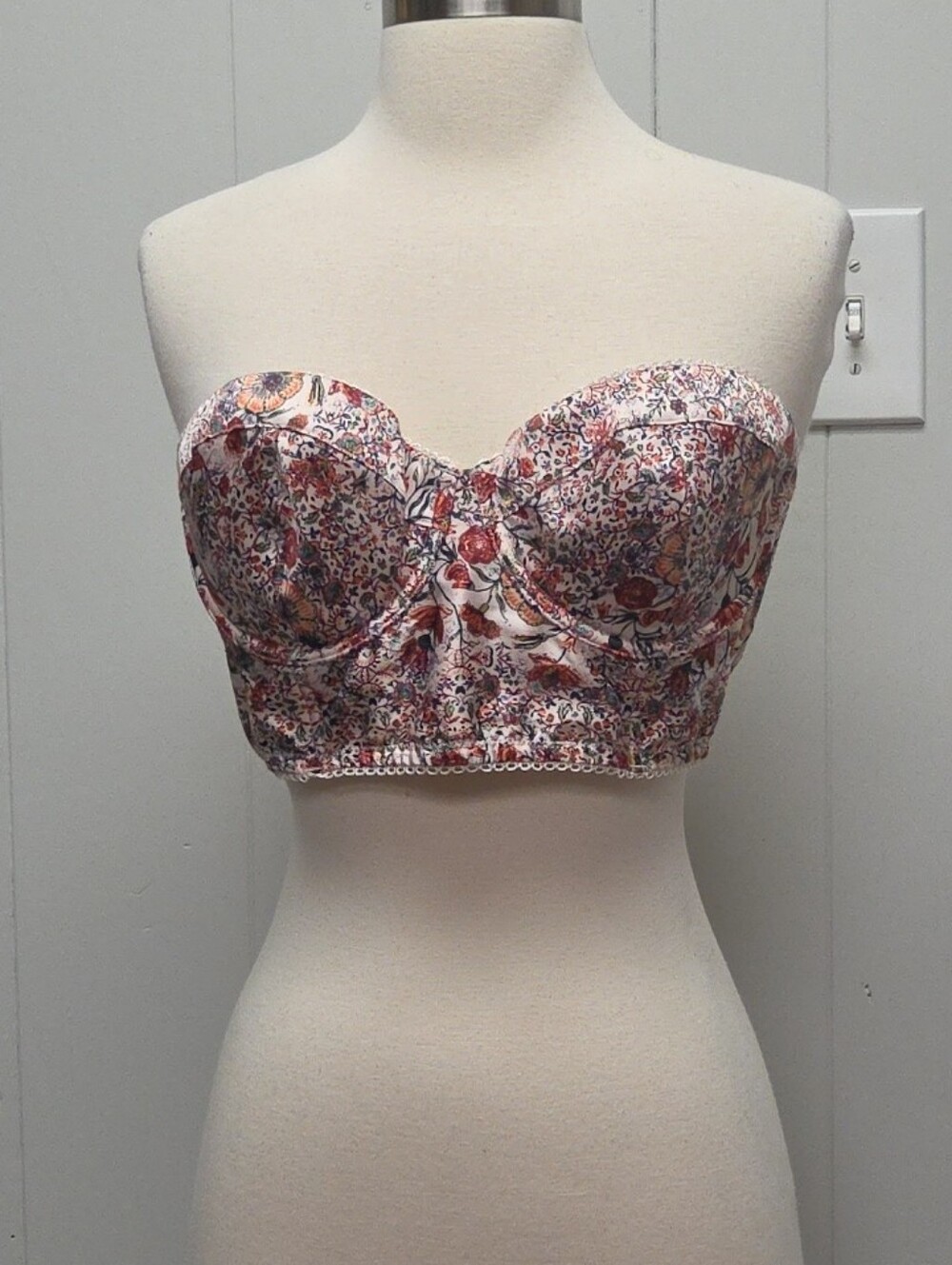 Victorias Secret Dream Angels Floral Bustier Corset Size 36C Romantic Strapless